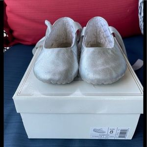 Silver Baby Deer by Designers Touch ballet flats. Good condition. Size 8.